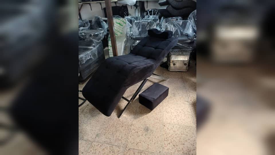 تخت روسی مژه و پوست